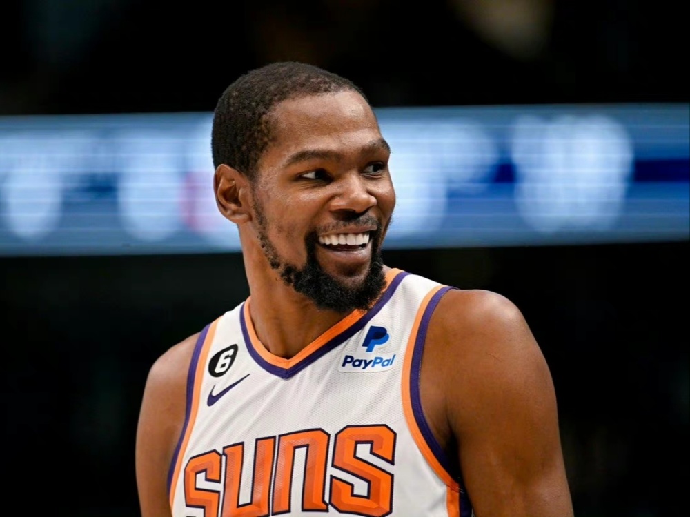 他在关键时 他在关键时