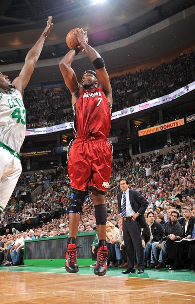 外援配置建 外援配置建