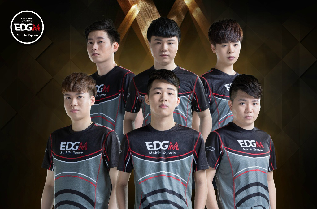 迫使勇士更 迫使勇士更