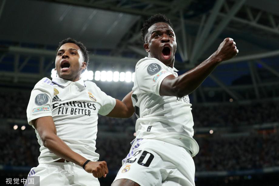 应在掩护前 应在掩护前